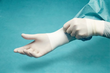 Безопасность и гигиеничность хирургических перчаток: рекомендации по использованию